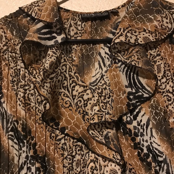 Elementz XL Blouse. Beautiful. Sleeveless. Ruffles - Picture 2 of 5